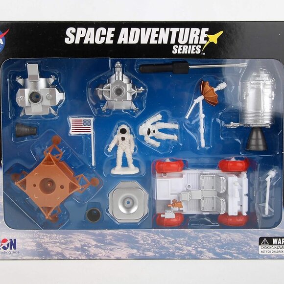 Daron Space Adventure Lunar Rover Playset New in Box - Picture 4 of 12
